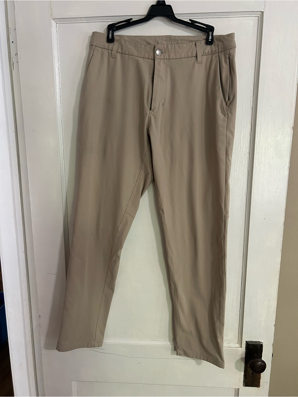 lululemon athletica Men's Khaki Stretch Chino Pants